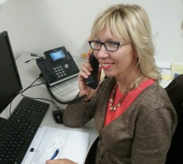 Magdalena Klodnicka talking on a phone